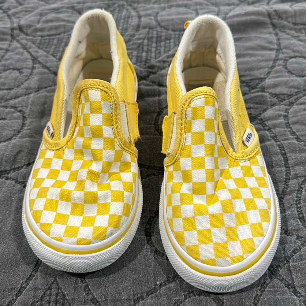 Vans slip on toddler shoes size 10